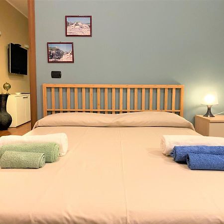 Casa Vacanze Eden アーチ・カステッロ エクステリア 写真