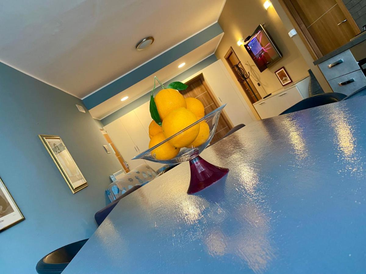 Casa Vacanze Eden アーチ・カステッロ エクステリア 写真